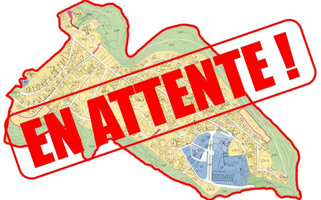 Carte cadastrale de Planas del Rey avec la mention “En attente”, symbolisant le blocage administratif du projet de reparcelación et l’incertitude juridique des travaux annoncés par la mairie.