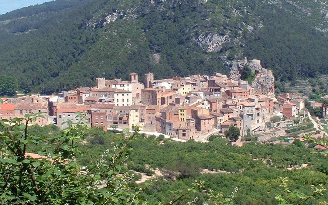 Village de Pratdip, concerné par les décisions fiscales municipales applicables à partir de 2026